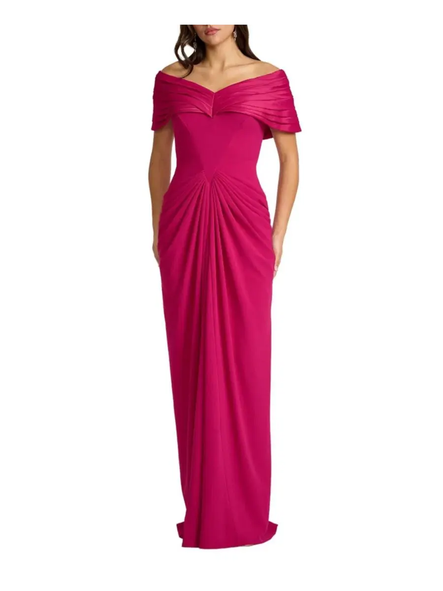 Вечернее платье с плиссированным воротником-портрет Seraphine Pleated Portrait Collar Gown Tadashi — изображение 4 из 10