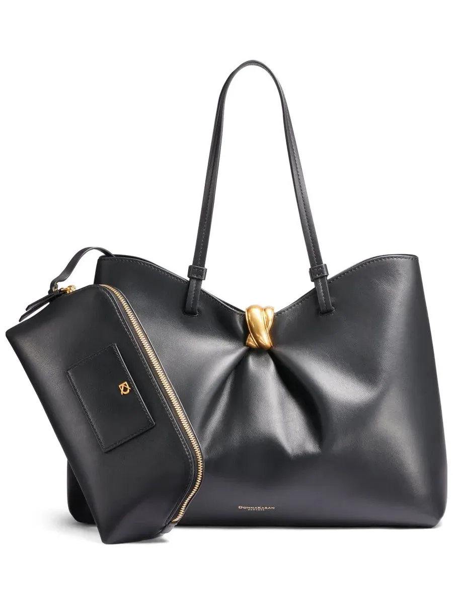 Сумка-шопер с магнитной застежкой Cambric Large Tote Handbag Donna Karan New York — изображение 1 из 6, черный/золотистый