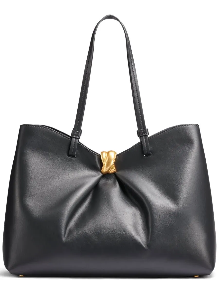 Сумка-шопер с магнитной застежкой Cambric Large Tote Handbag Donna Karan New York — изображение 2 из 6, черный/золотистый