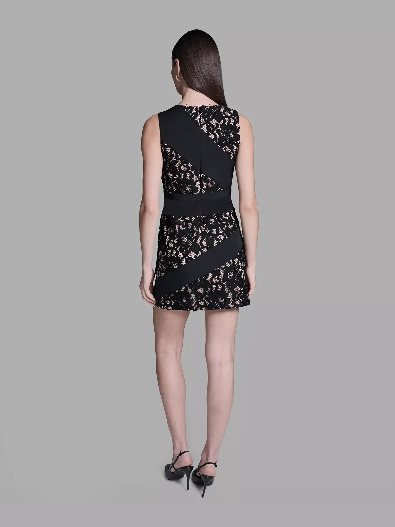 Платье BCBG Lace Crepe Combo Mini — изображение 3 из 3, черный