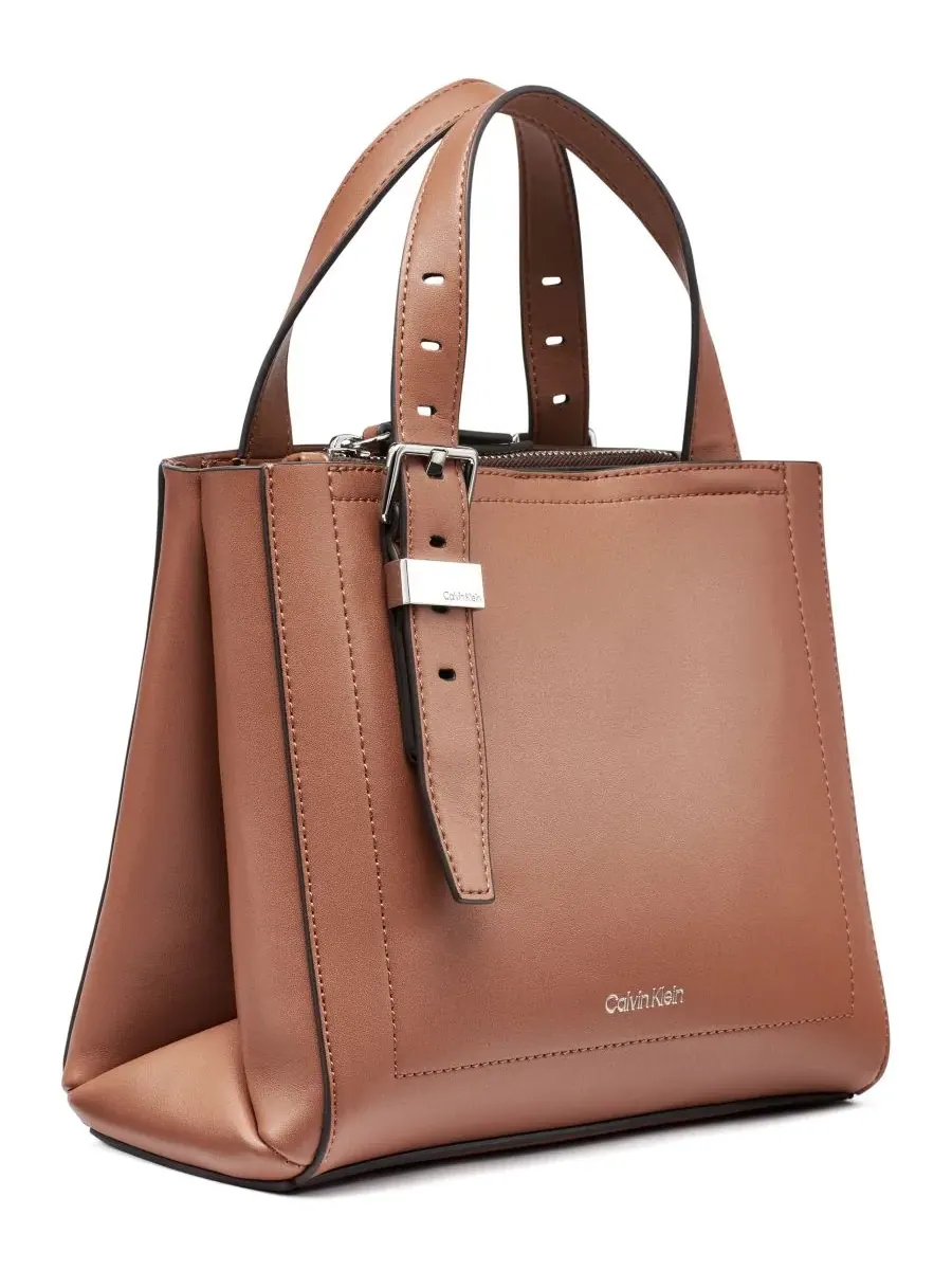 Сумка через плечо Calvin Klein Lowen — изображение 3 из 7, карамель