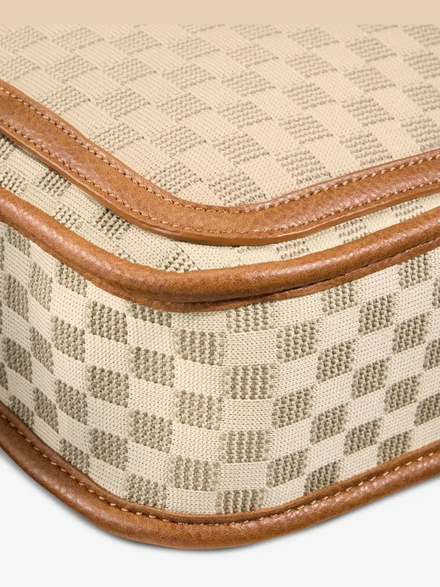 Сумка через плечо с клапаном, средняя, с узором в клетку Style & Co — изображение 6 из 7, бежевый