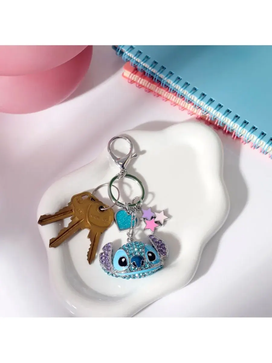 Брелок с кристаллами Stitch Pave, украшенный подвесками в виде сердечек и звездочек Disney — изображение 5 из 8