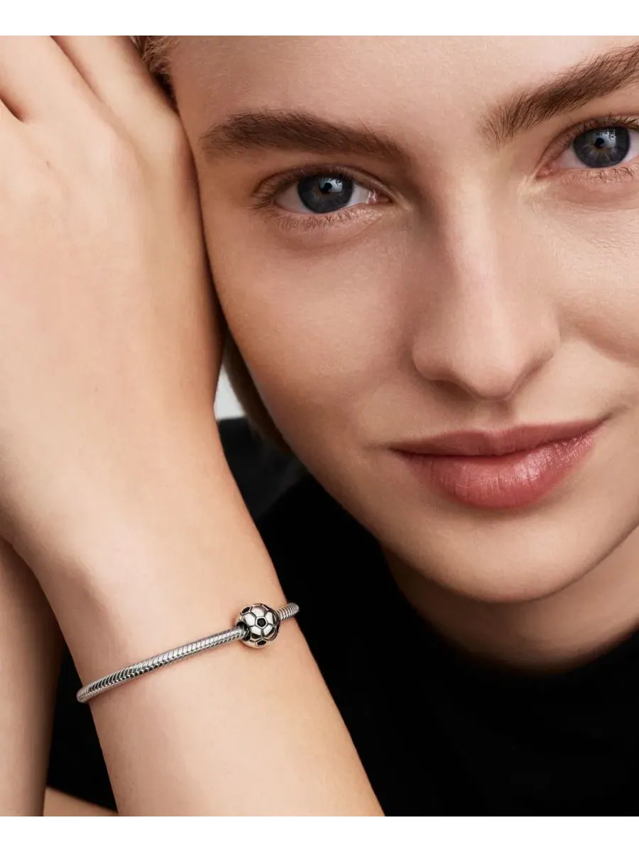 Брелок в виде футбольного мяча Pandora — изображение 4 из 4, серебристый