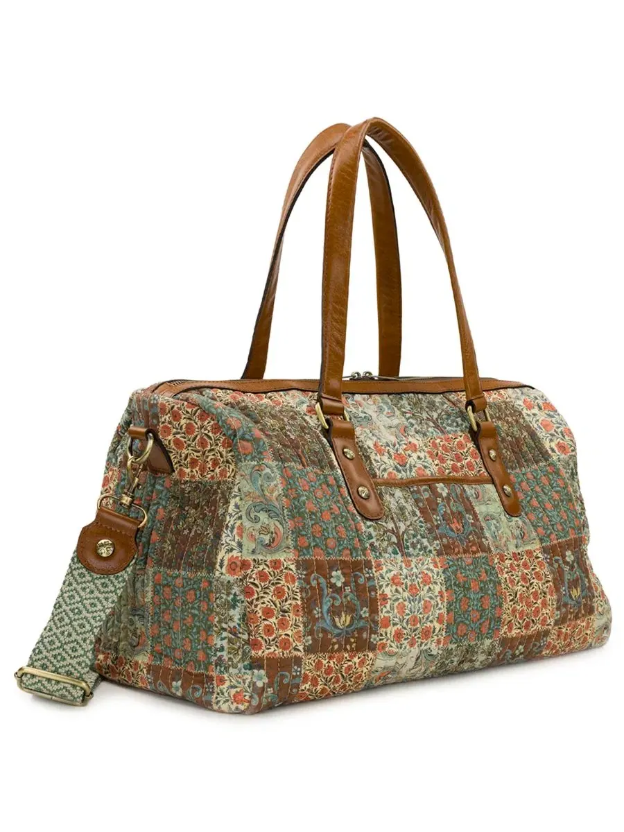 Дорожная сумка-дафл Patricia Nash Milano Weekender, Cotton Nordic Patchwork — изображение 3 из 4