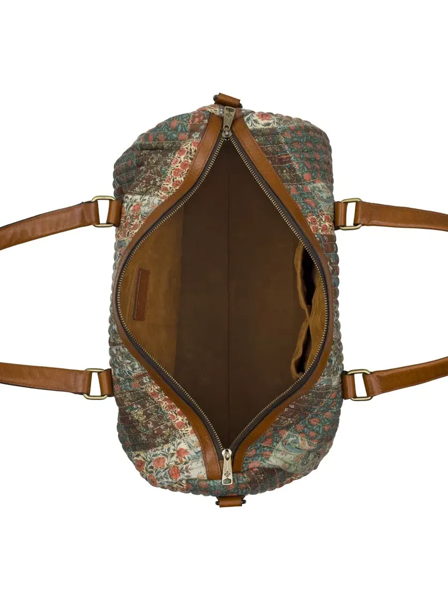 Дорожная сумка-дафл Patricia Nash Milano Weekender, Cotton Nordic Patchwork — изображение 4 из 4