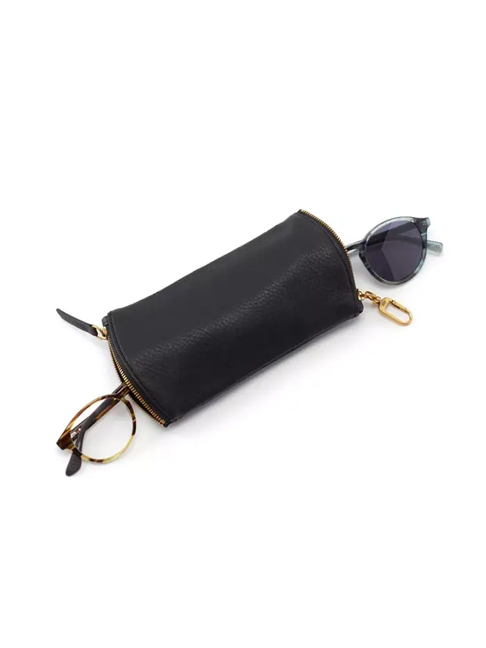 Сумка Spark Double Eyeglass Case - Pebbled Leather HOBO — изображение 2 из 3