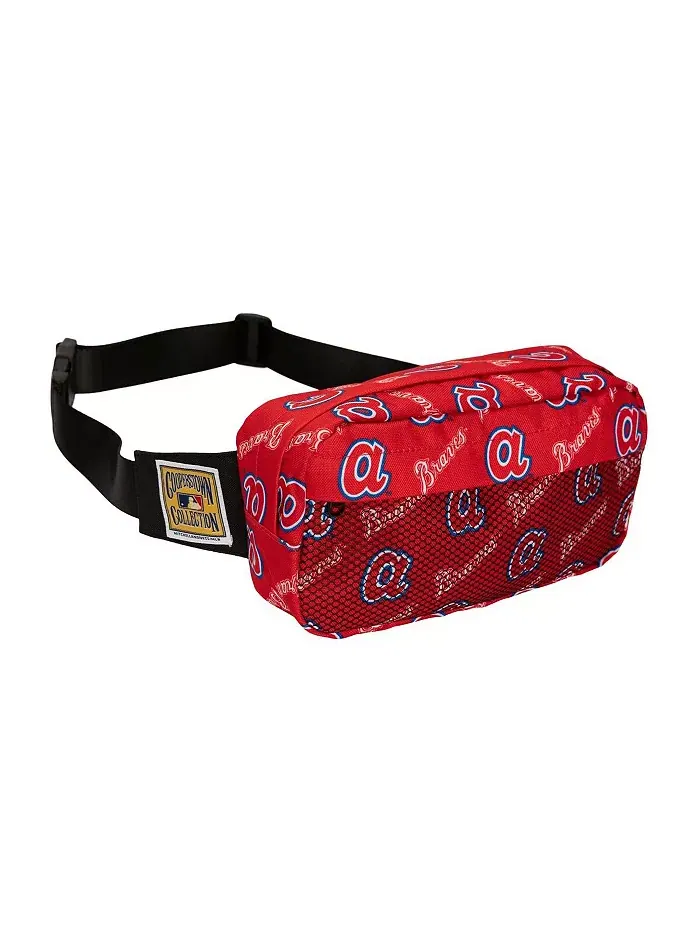 Сумка-пояс с логотипом команды Atlanta Braves из коллекции Cooperstown Collection Mitchell & Ness — изображение 1 из 2