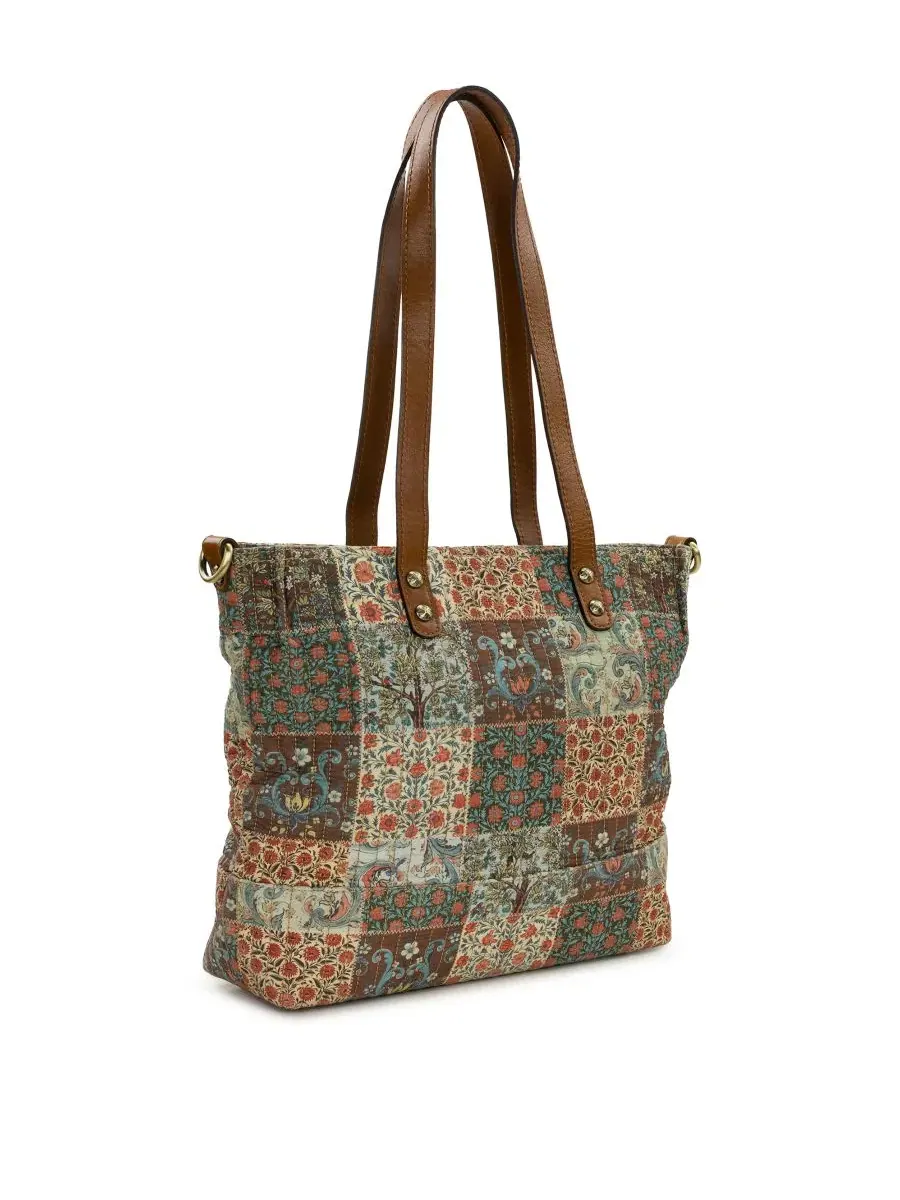 Сумка-тоут средняя Perugia с квилтингом Patricia Nash, Cotton Nordic Patchwork — изображение 3 из 5