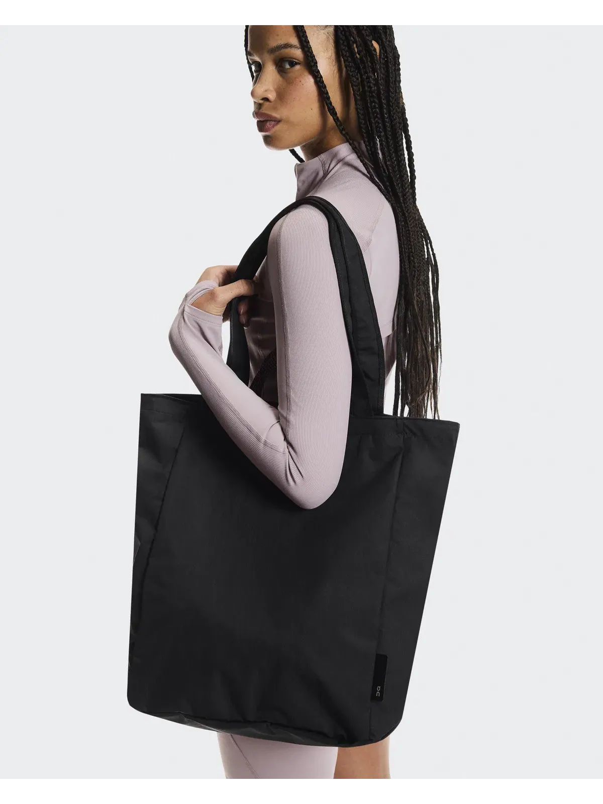 Сумка-шопер 25 л водоотталкивающая с отделением для ноутбука Tote Pack On — изображение 4 из 10, черный