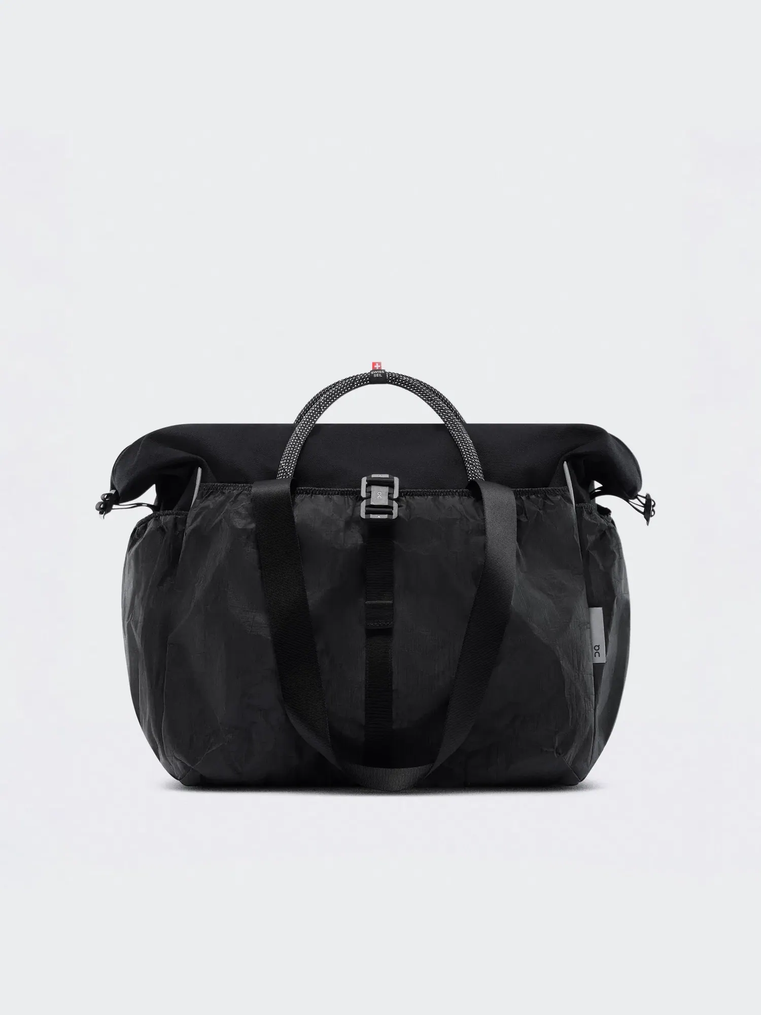 Спортивная сумка 40 л с ремнем через плечо Court Pack 40L On — 10