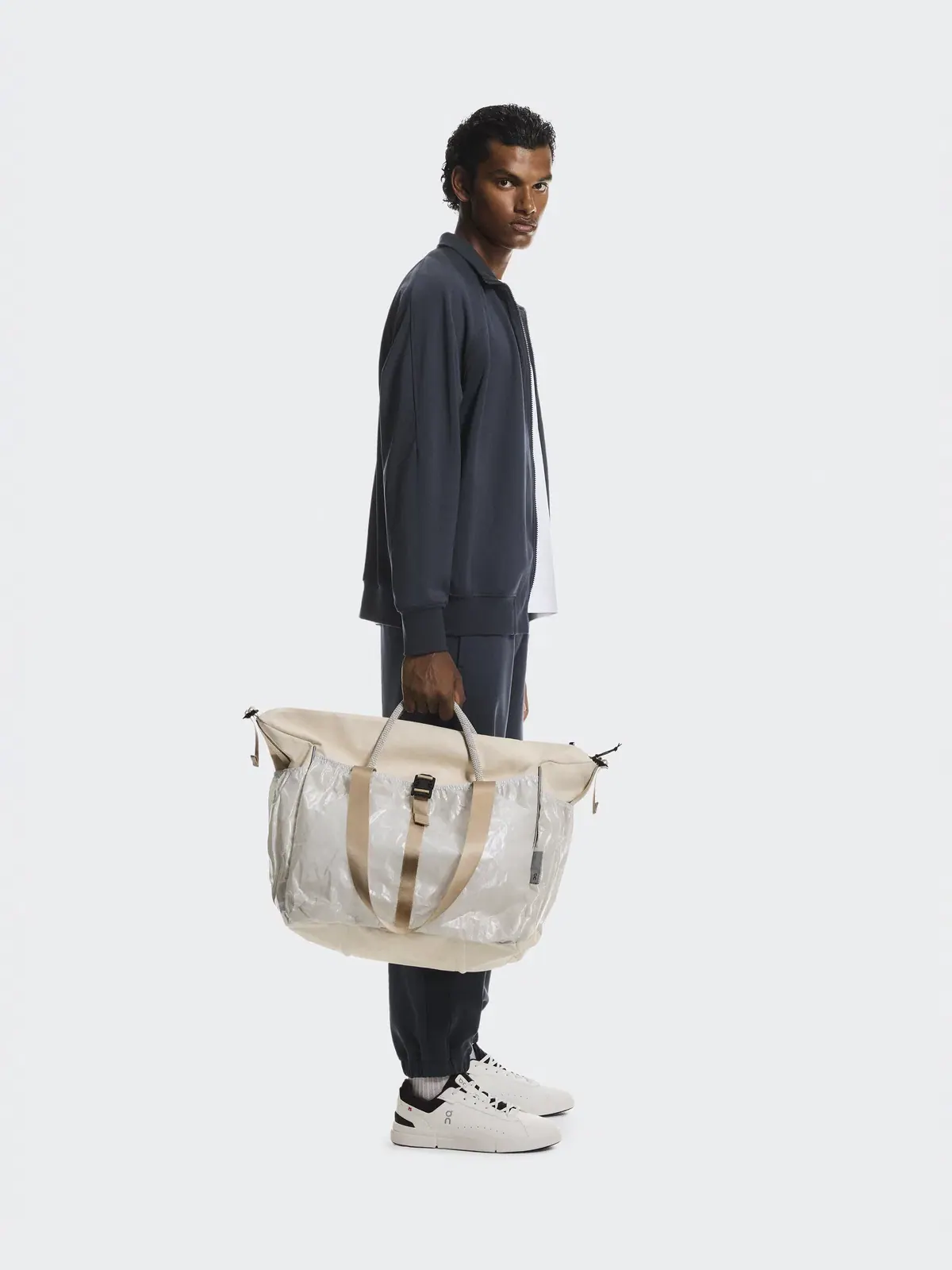 Спортивная сумка 40 л с ремнем Court Pack 40L On — 4