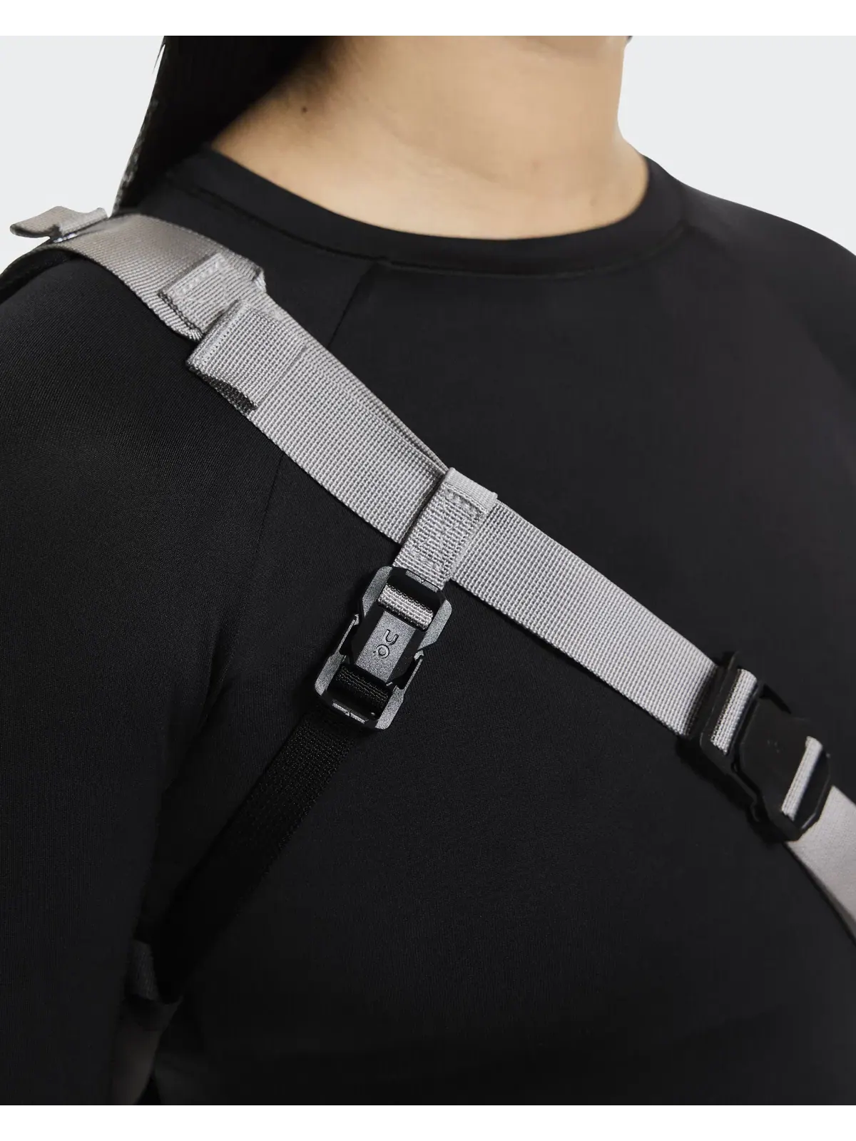 Сумка-слинг 9 л с 3-точечным ремнем Sling Pack 9L On — 5