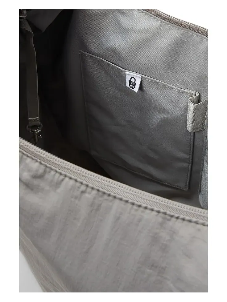 Женская сумка-хобо Swift Crossbody Baggallini — изображение 3 из 4, серебристый песочный