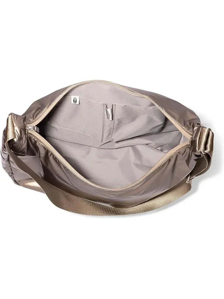 Женская сумка-хобо Swift Crossbody Baggallini — изображение 3 из 5, металлик медь