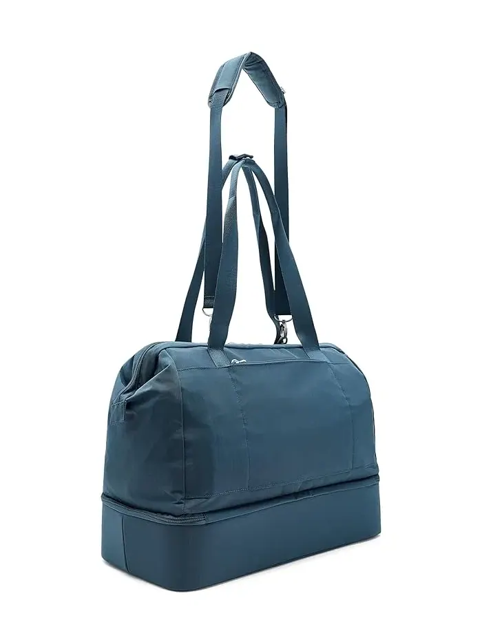 Сумка дорожная Modern Weekender Baggallini — изображение 2 из 5, дымка