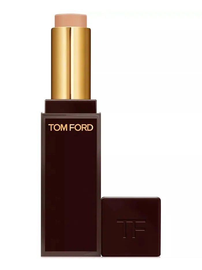 Мягкий матовый консилер Traceless Tom Ford — изображение 1 из 4