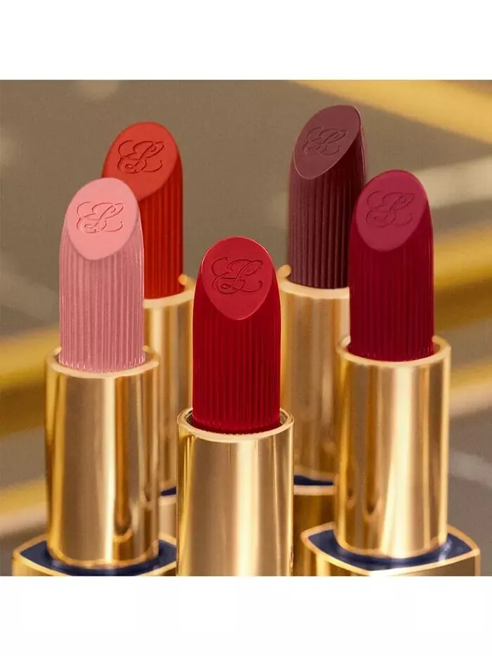 Губная помада Estée Lauder Pure Color Hi-Lustre — изображение 9 из 9
