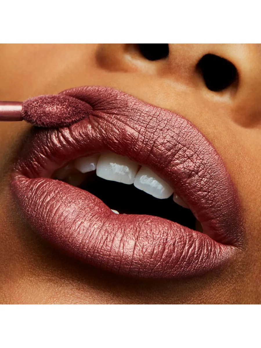 Жидкая матовая помада Retro Matte Liquid Lipcolor Metallics Lipstick MAC, цвет gemz and roses — изображение 3 из 6