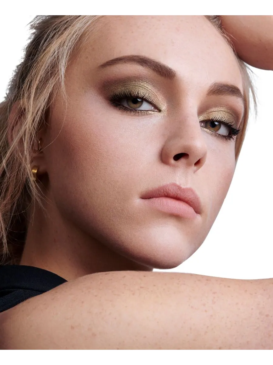 Водостойкая кремовая подводка для глаз Le Stylo Lancôme, цвет 06-ivy — изображение 5 из 8