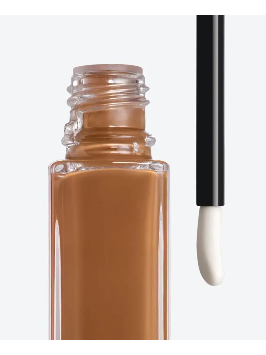 Les Beiges Natural Healthy Glow Сыворотка-консилер Chanel — изображение 3 из 9