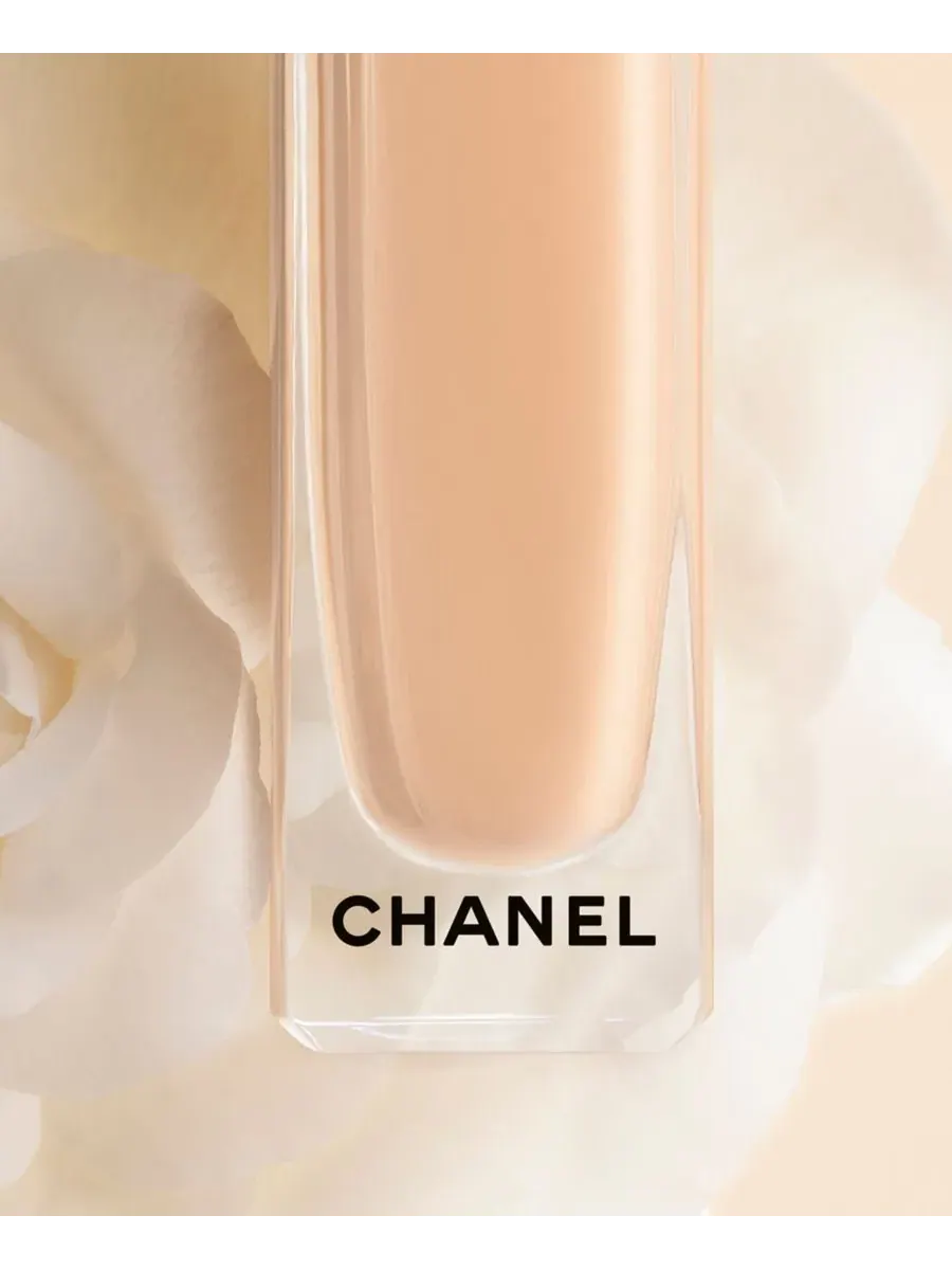 Les Beiges Natural Healthy Glow Сыворотка-консилер Chanel — изображение 7 из 9