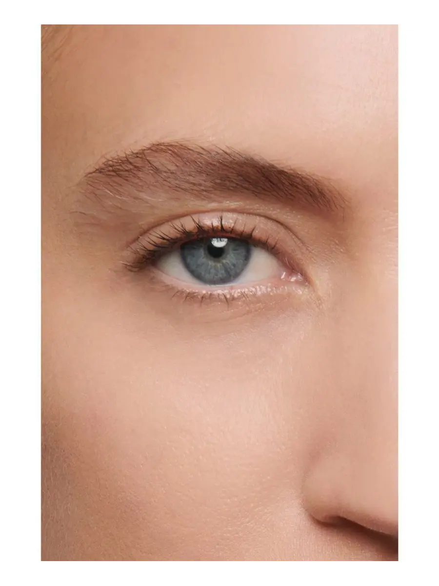 Les Beiges Natural Healthy Glow Сыворотка-консилер Chanel — изображение 5 из 9