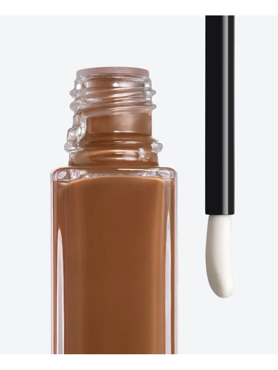 Les Beiges Natural Healthy Glow Сыворотка-консилер Chanel — изображение 3 из 9