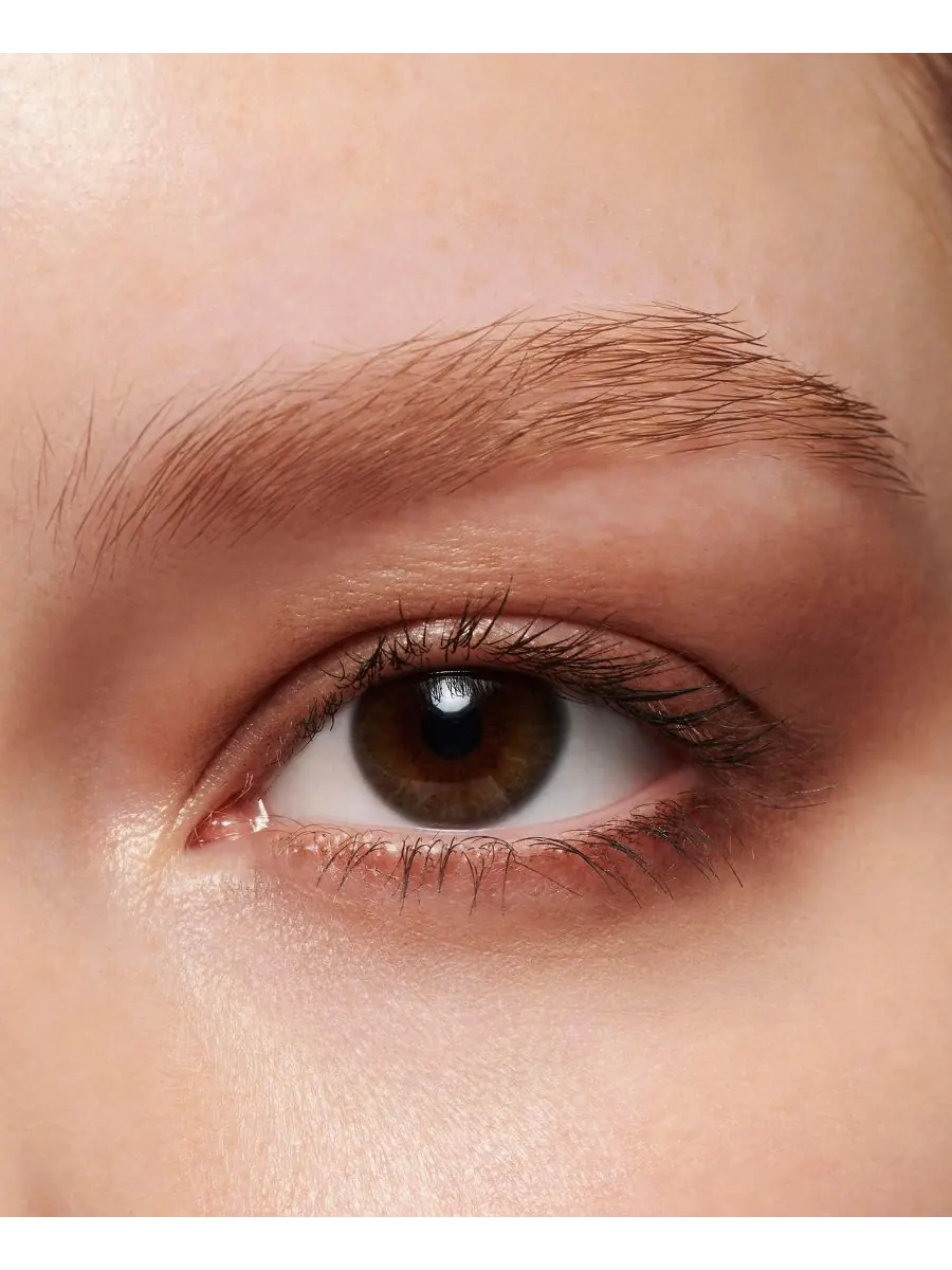 Карандаш для бровей Pro Brow Definer с наконечником 1 мм MAC, цвет penny — изображение 4 из 10