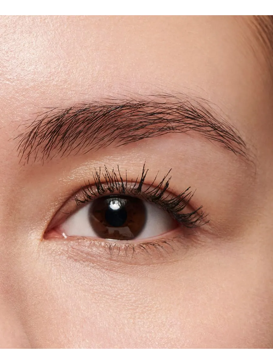 Карандаш для бровей Pro Brow Definer с наконечником 1 мм MAC, цвет stylized — изображение 4 из 10