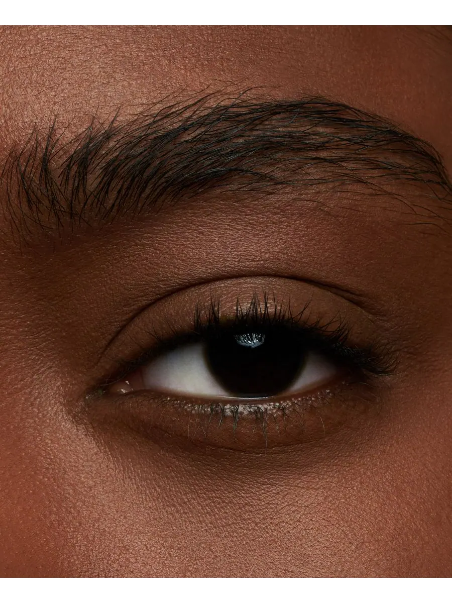 Карандаш для бровей Pro Brow Definer с наконечником 1 мм MAC, цвет stud — изображение 4 из 10