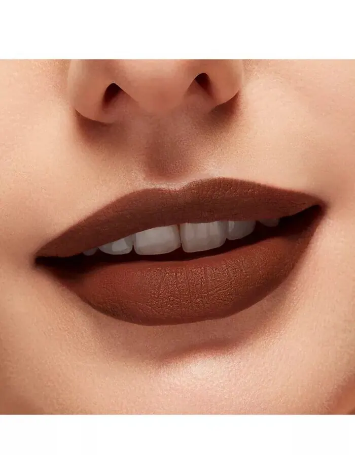 Чернильная губная помада Locked Kiss Mac, цвет Posh (Deep Nude) — изображение 6 из 8