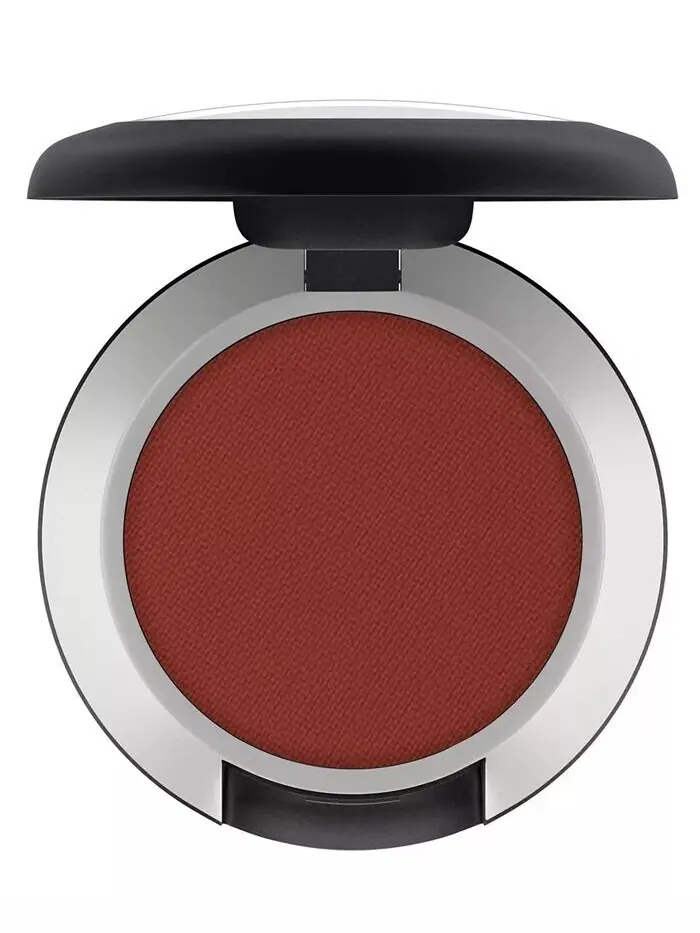 Мягкие матовые тени для век Powder Kiss Mac — изображение 1 из 11