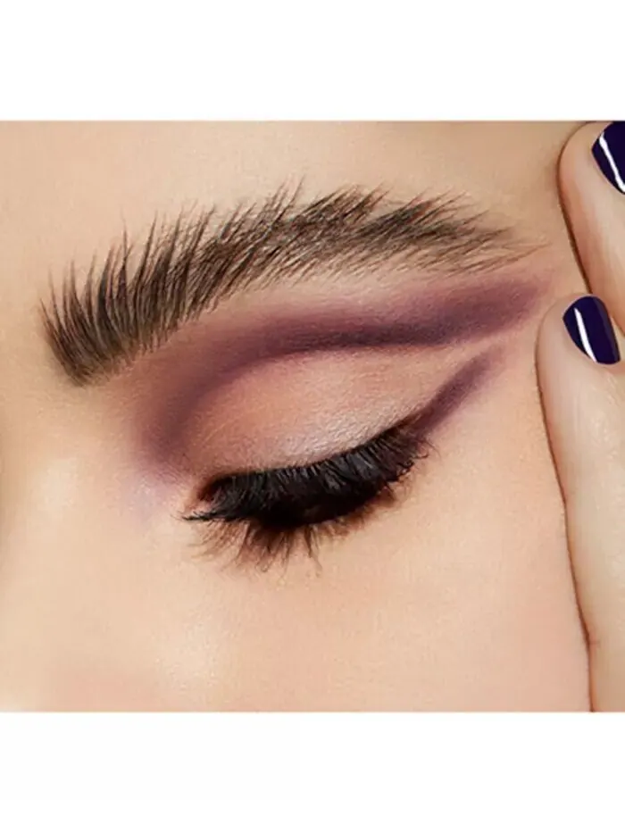 Мягкие матовые тени для век Powder Kiss Mac, цвет P For Potent (deep plum) — изображение 2 из 8