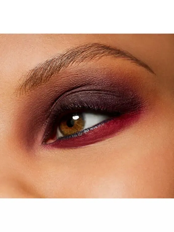 Мягкие матовые тени для век Powder Kiss Mac, цвет P For Potent (deep plum) — изображение 3 из 8