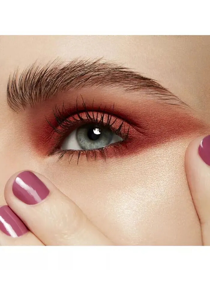 Мягкие матовые тени для век Powder Kiss Mac — изображение 2 из 9