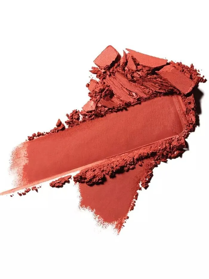 Мягкие матовые тени для век Powder Kiss Mac — изображение 6 из 9