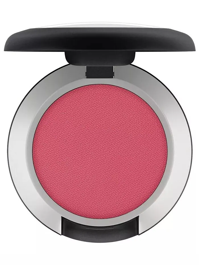 Мягкие матовые тени для век Powder Kiss Mac — изображение 1 из 8