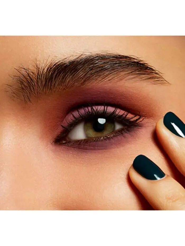 Мягкие матовые тени для век Powder Kiss Mac — изображение 3 из 11