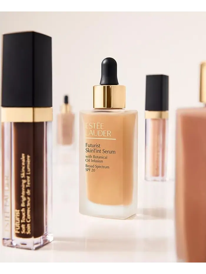 Тональная сыворотка Estée Lauder Futurist Skin Tint SPF 20 — изображение 4 из 12