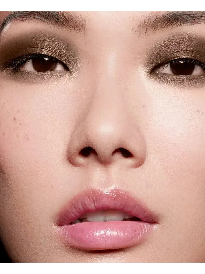Стойкие жидкие тени для век Eye Tint Giorgio Armani, цвет 10S Chestnut — изображение 2 из 12