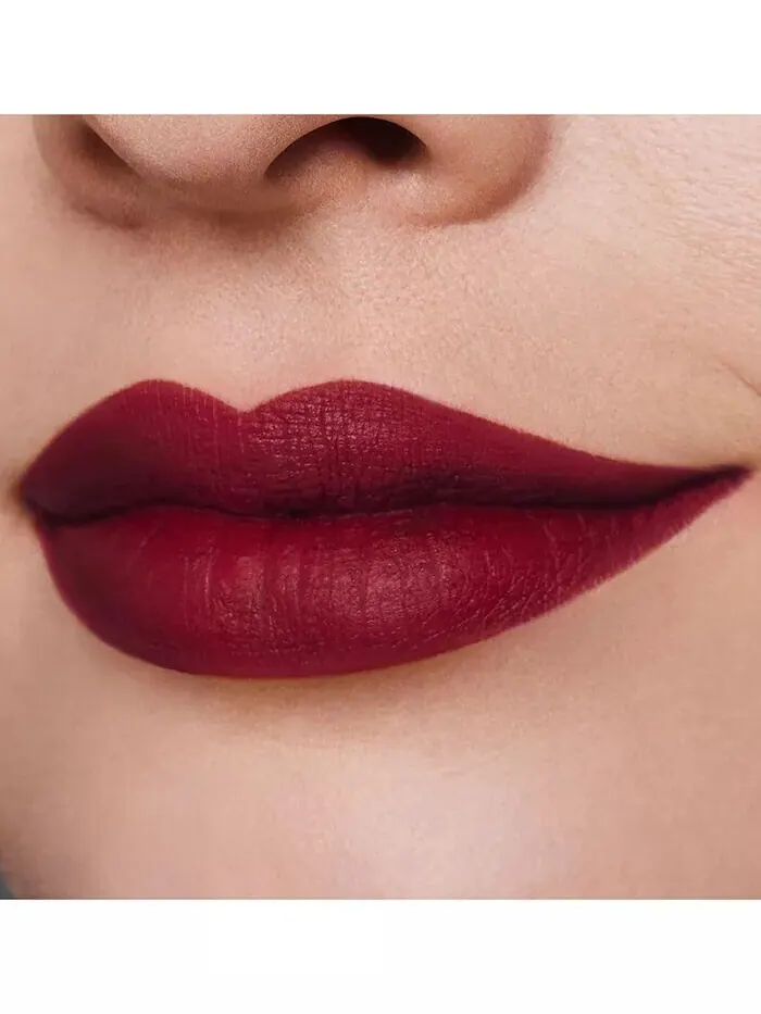 Губная помада Estée Lauder Pure Color, матовая, цвет Power Kiss — изображение 4 из 11