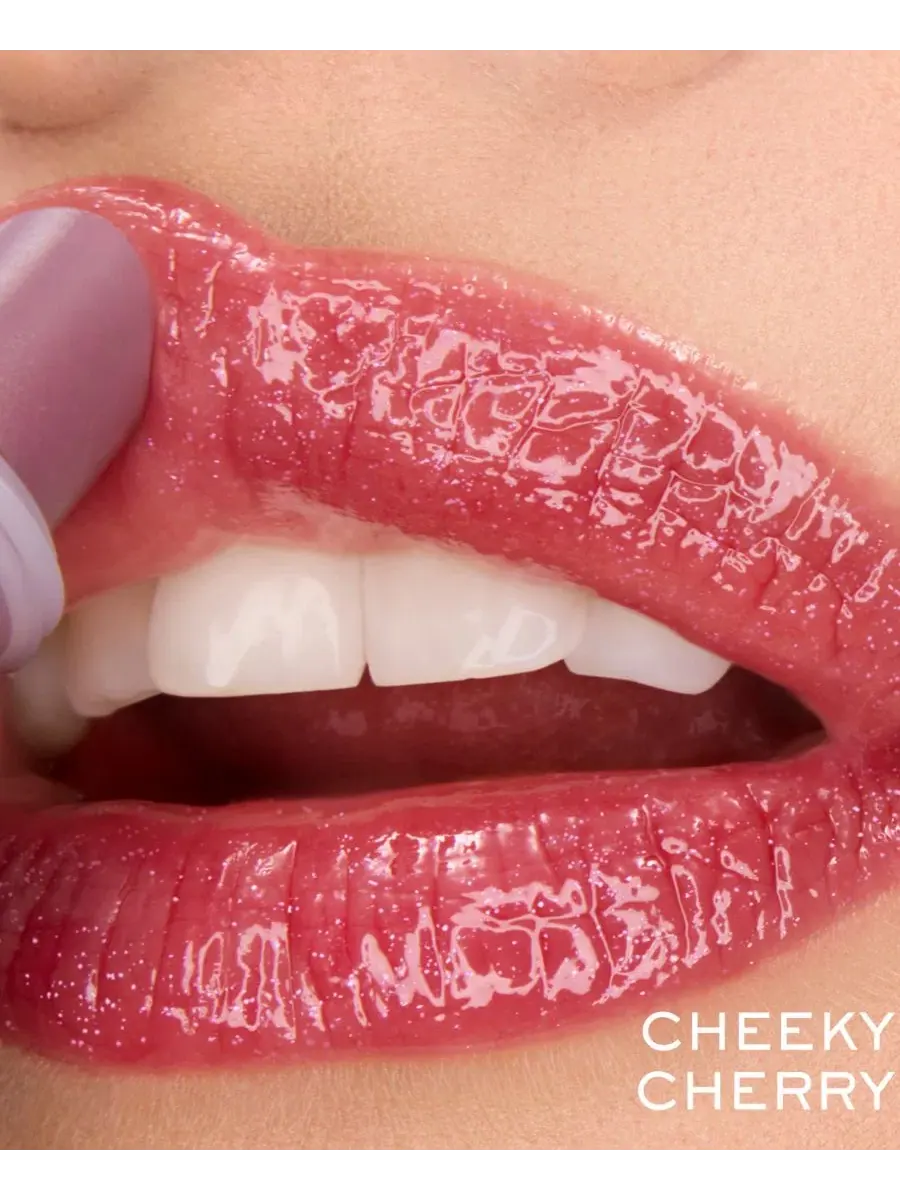 Блеск для губ Juicy Tubes Original Lip Gloss, 27 Cheeky Cherry Lancôme — изображение 4 из 6