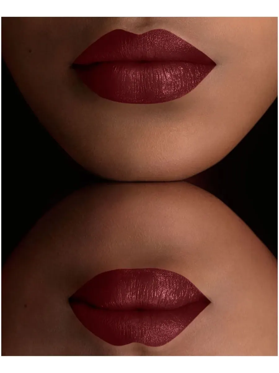 Помада Kisses Satin Lipstick, 0,11 унции Burberry — изображение 3 из 4