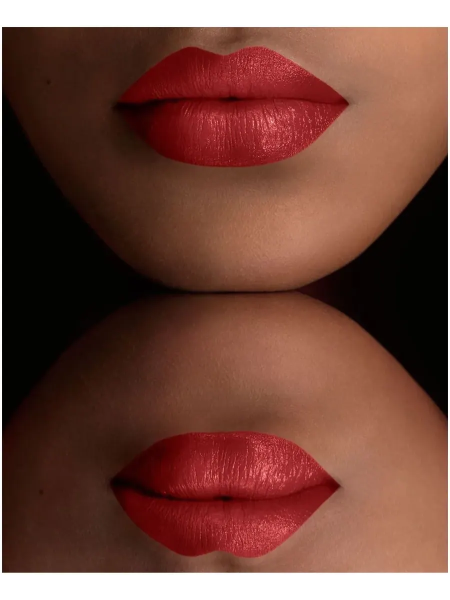 Помада Kisses Satin Lipstick, 0,11 унции Burberry — изображение 3 из 4