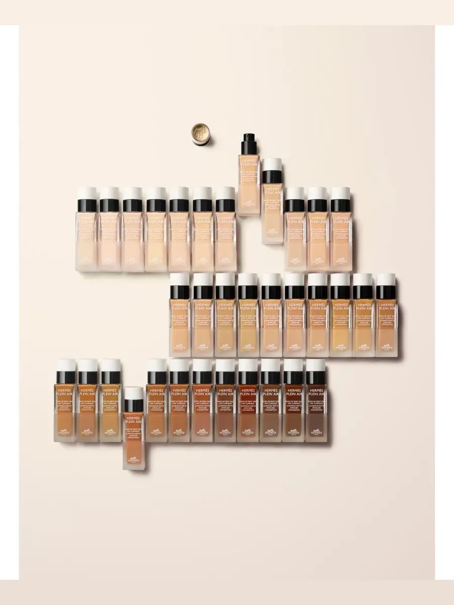 Тональная основа Plein Air, Luminous Matte Skincare Foundation, 1,11 унции HERMÈS, 55w palissandre — изображение 10 из 10