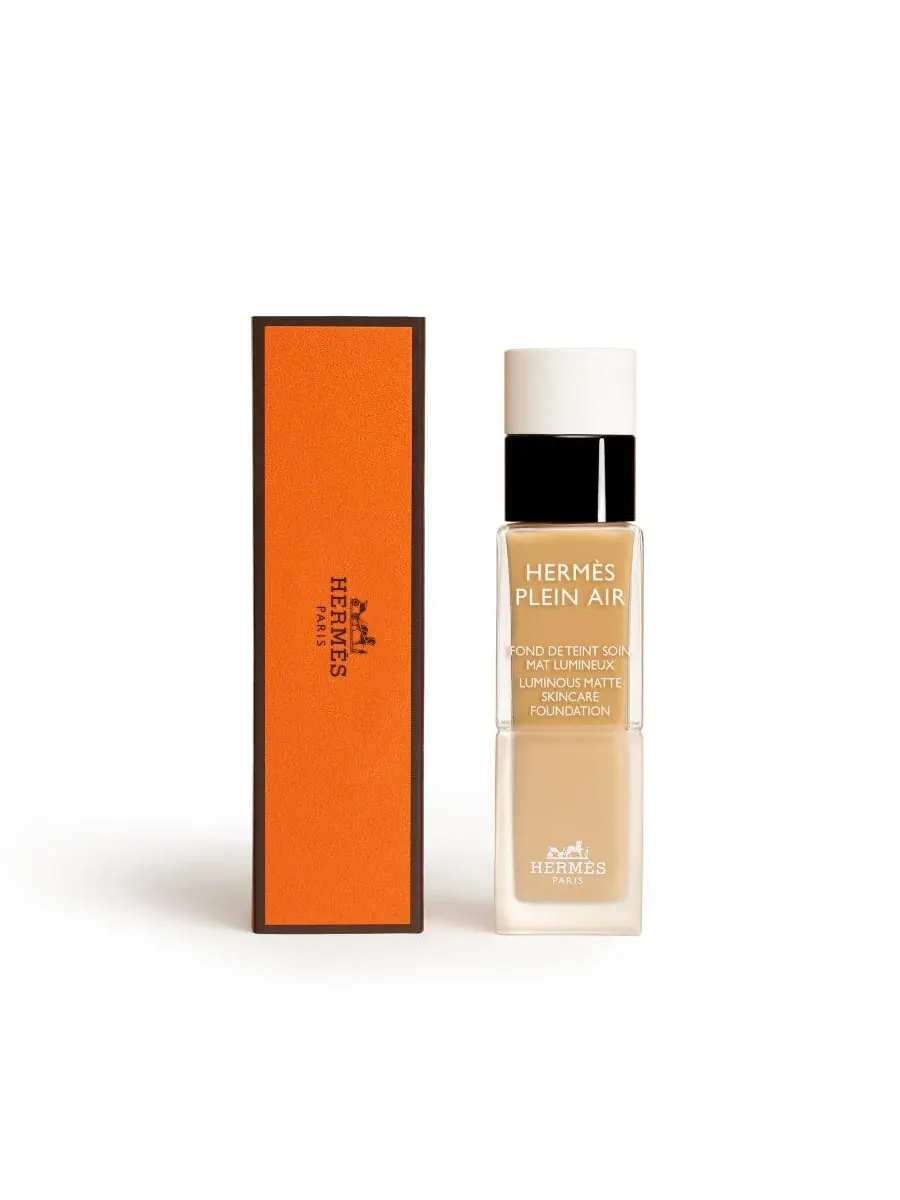 Тональная основа Plein Air, Luminous Matte Skincare Foundation, 1,11 унции HERMÈS, 47c chaume is a — изображение 2 из 10
