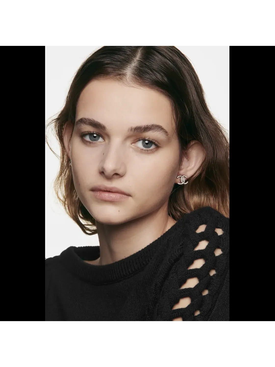 Chanel Les Beiges Флюид-тинт для лица, оттенок Medium Light, 30 мл — изображение 4 из 4