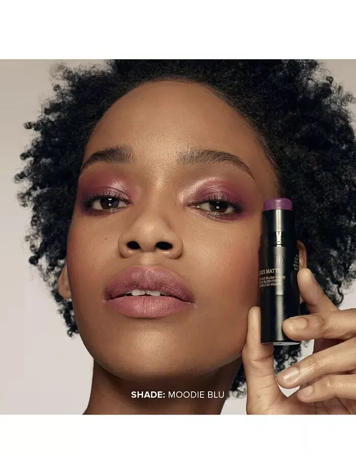 Матовые румяна Nudies Nudestix, цвет Moodie Blu (deep eggplant) — изображение 3 из 7