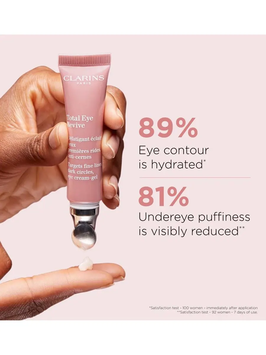 Clarins Крем для глаз Total Eye Revive, разглаживает мелкие морщинки, 0,5 унции — изображение 2 из 6